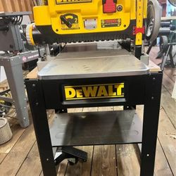Dewalt 735x 13inch Planer