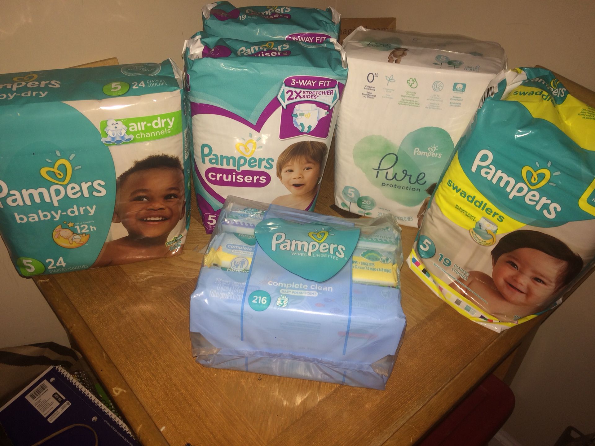 Pampers Bundle- Size 5 (6 items total)