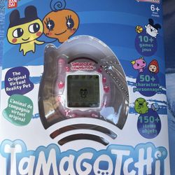 Tamagotchi Connection Strawberry Pearl Milk