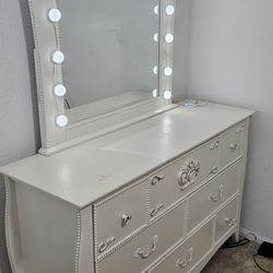 Princess Dresser With Mirror 