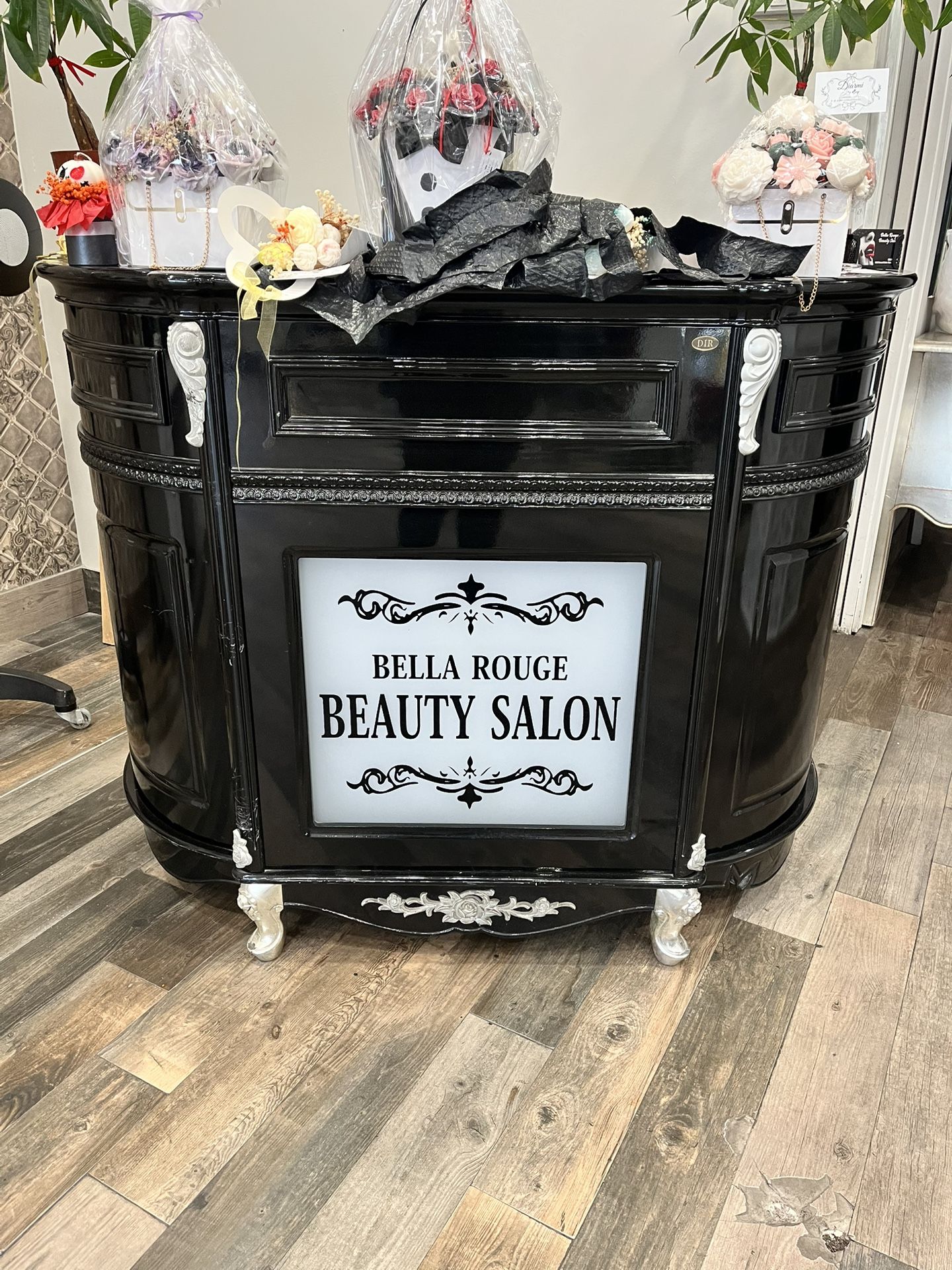 This Is Good Item For Your Beauty Salon 