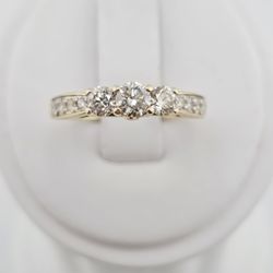 10k gold 1ctw diamond past present future ring