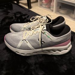 On Cloud Surfer 2. Size 13.  