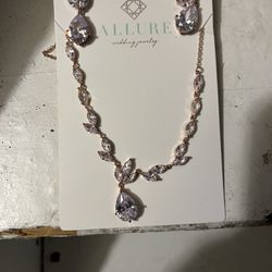 Allure Matching Necklace And Earrings 