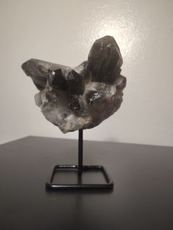Howlite desktop decoration