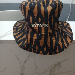 Adidas Ivy Park Reversible Bucket Hat Med