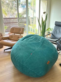Corduroy Queen Bean Bag  Retail  $450