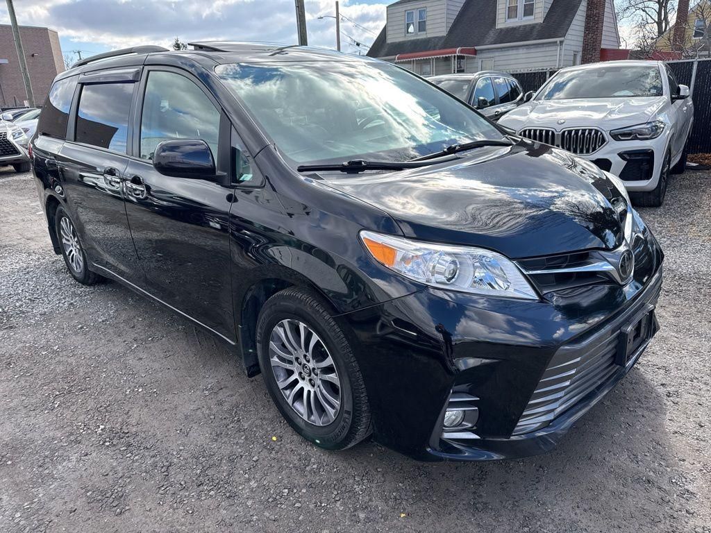 2020 Toyota Sienna
