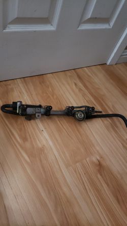 2005 fuel rail