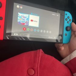 Nintendo Switch 