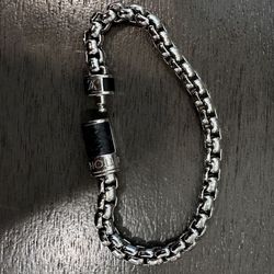 Brass Silver Plated LV Monogram Chain Bracelet (M63107)
