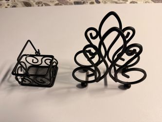 Black Metal Scrollwork Decor Pair