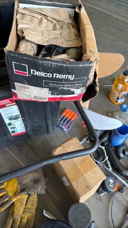 Delco remy starter ( new)