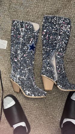 Women Dallas cowboys , cowboy boots