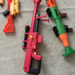 NERF Roblox Zombie Attack: Viper Strike Sniper-Inspired Blaster with Scope