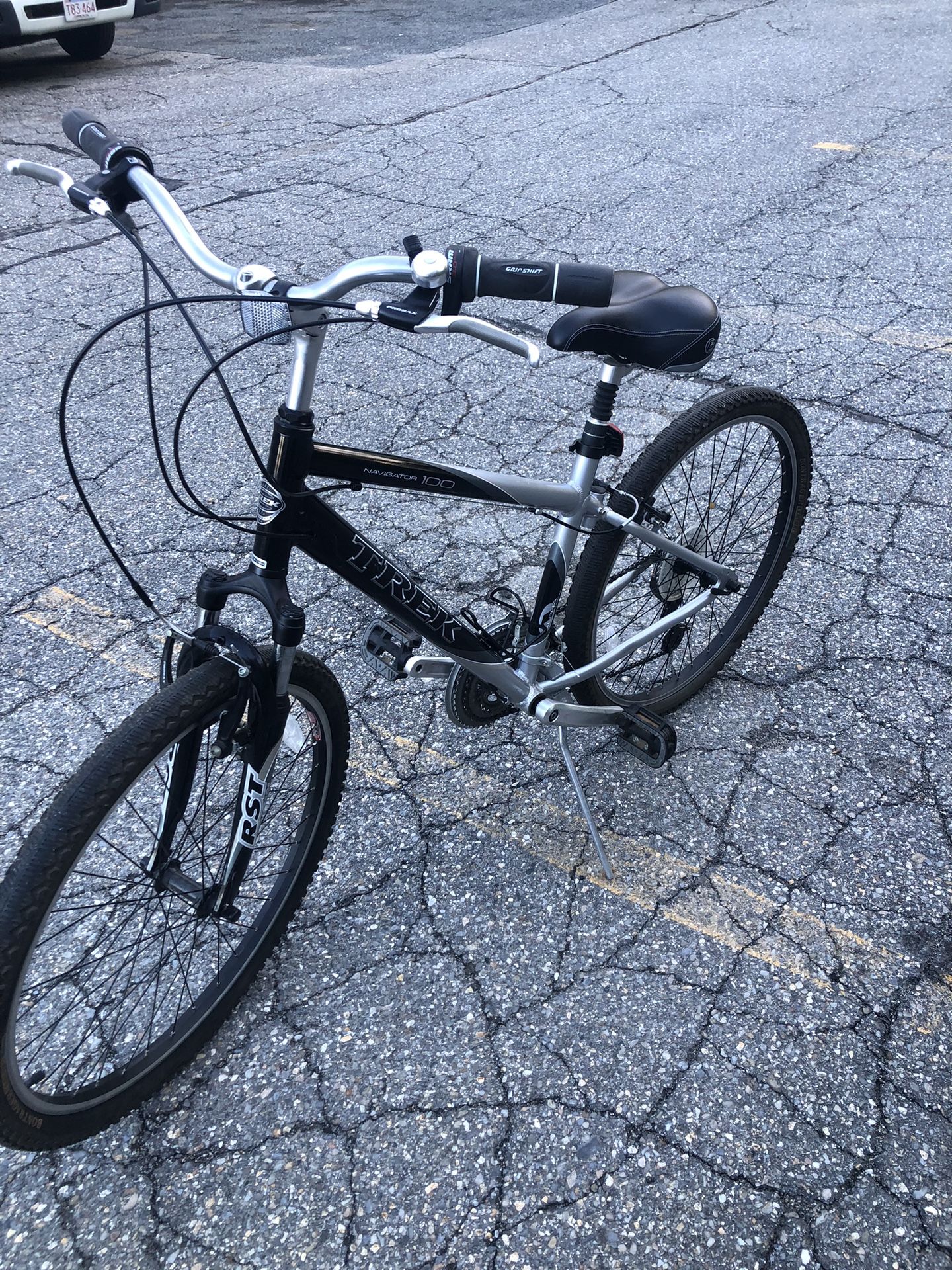 Trek Navigator 200