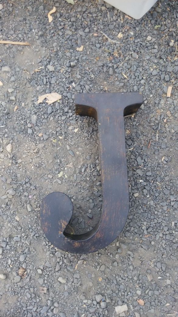 Decorative letter J