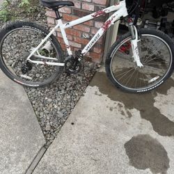 Women’s Bike Specialized Myka