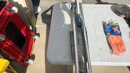 Tile saw
