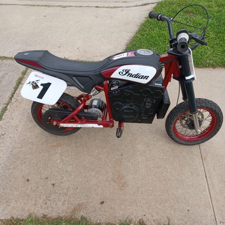 Indian Razor Disk Electric Indian/Razor FTR Jr Bike for Sale in Imperial Beach, CA - OfferUp