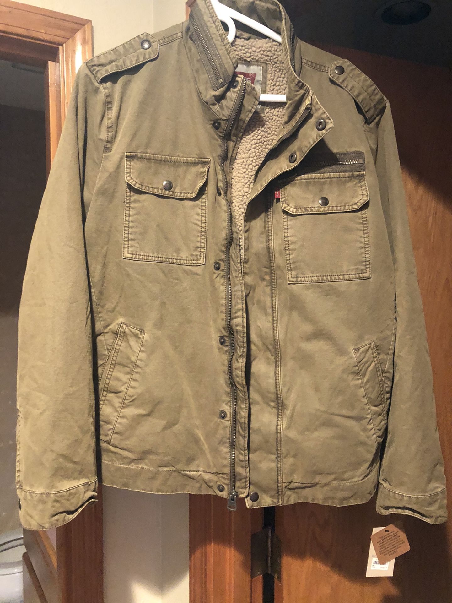Levi’s Jacket NWT Size Large