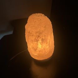 Himalayan Pink Salt Lamp For Better Sleep, Great Condition