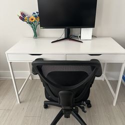 Desk and Chairs