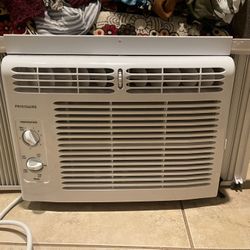 Window AC 5000 BTU New 