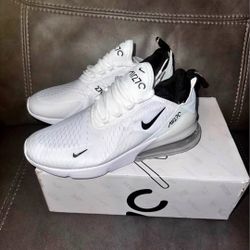 Nike AIR Max 270 NEW 
