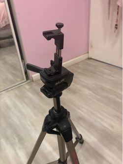Camera tripod stand