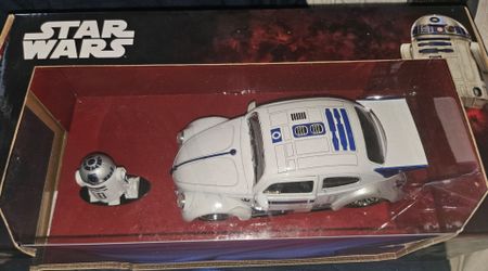 Star Wars R2-D2 and Volkswagen Drag Beetle Toy - White and Blue