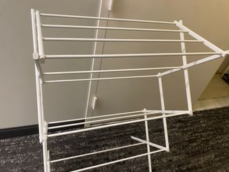 Towels rack $10