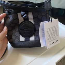 Coach Shoulder Bag 