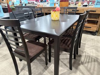 7 pc dining set