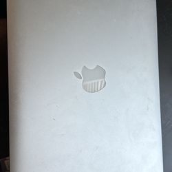 MacBook Pro 13”