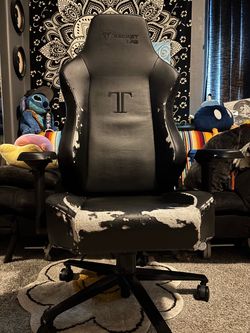 Secret Lab Titan