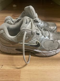 Nike Running Sneakers White Silver