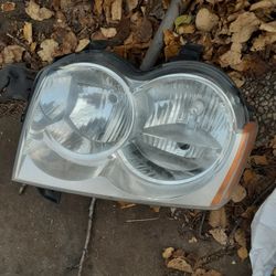 Jeep Cherokee Headlight