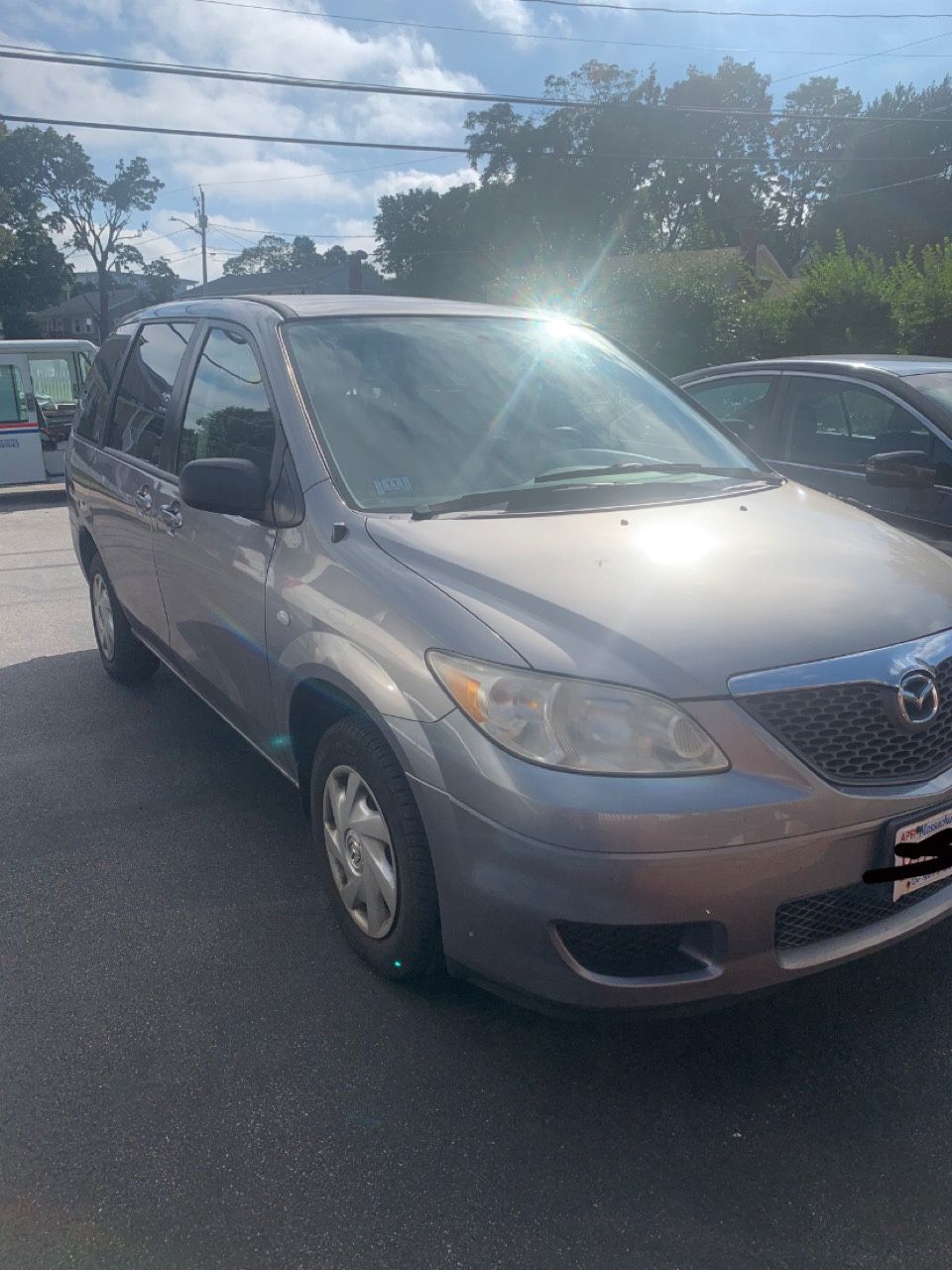 2005 Mazda MPV