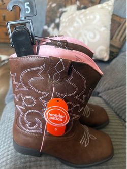 Girls boots size 5