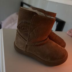 toddler uggs 