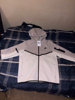 Nike Tech (Beige)