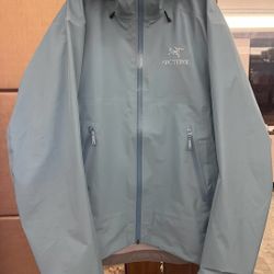 Arcteryx BETA LT gore-tex