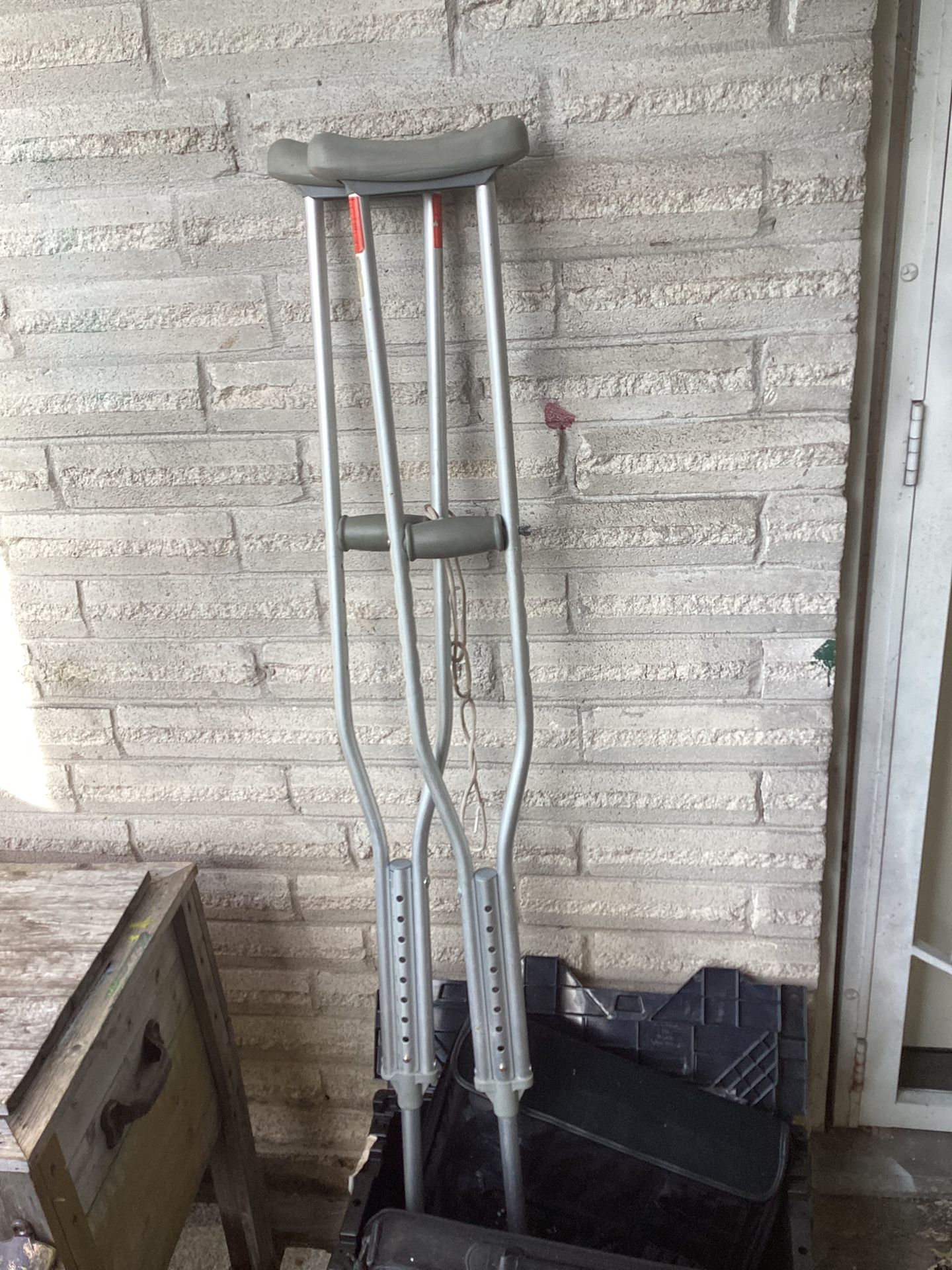 Crutches