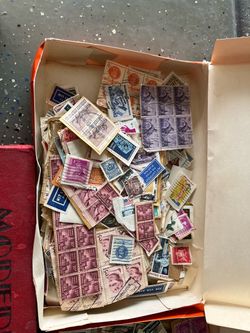 Large Lot of Vintage US Postage Stamps