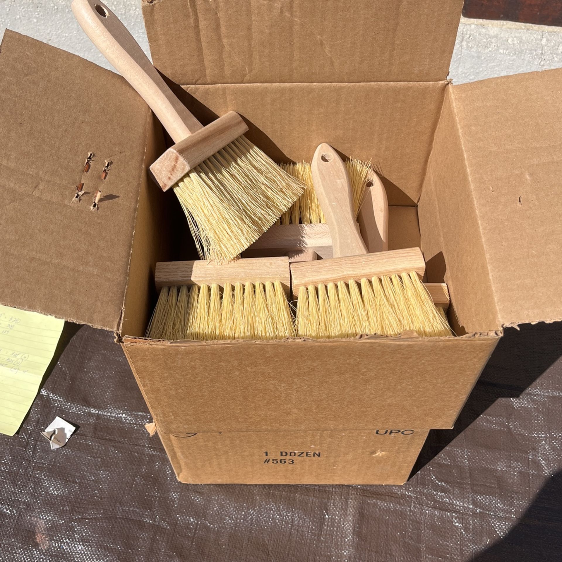 4” Roof Brush