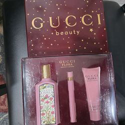 Gucci
Flora Gorgeous Gardenia Eau de Parfum Gift Set