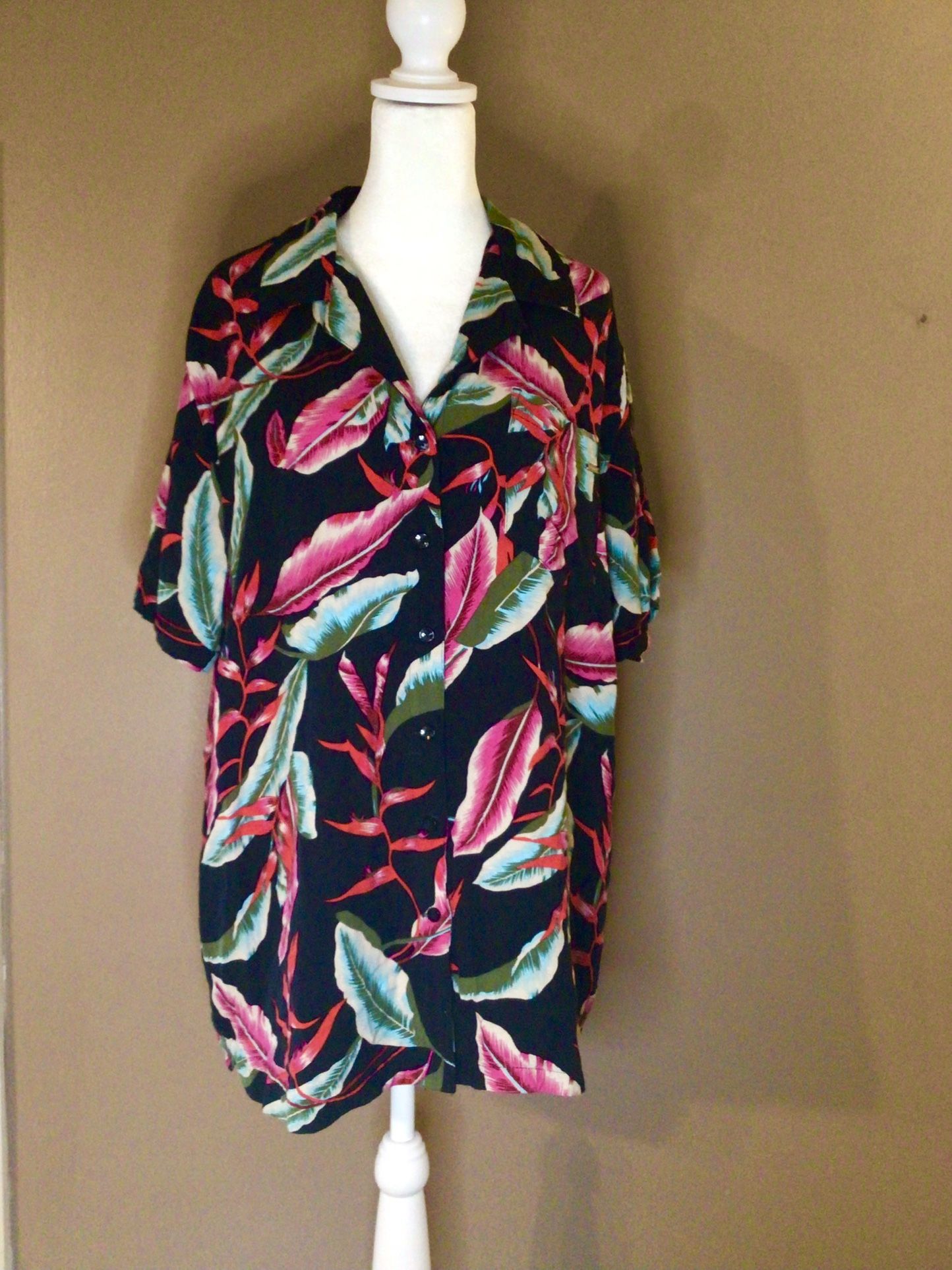 Volcom dress floral Medium