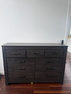 Bedroom set