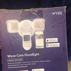 Wyze Floodlight Camera 